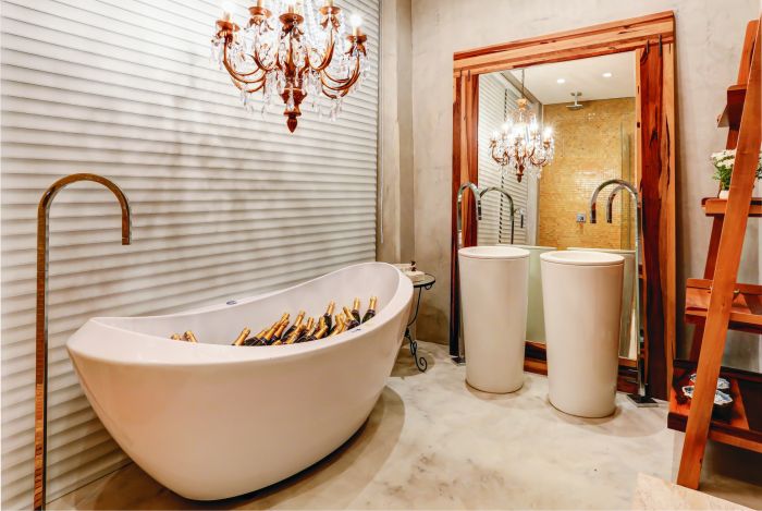 Banheiro de Loft para o casal  harmoniza sofisticação e bom gosto!